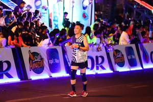 BIB: 
                            <button type="button" onclick="openModal(24275336)" class="btn btn-primary btn-sm float-right btn-popup" data-toggle="modal" data-target=".modal-high-quality">
                        <i class="fas fa-shopping-cart"></i> Add to Cart
                    </button>
                                            <button type="button" onclick="isThisMe(24275336, true)" class="btn btn-success btn-sm float-right btn-popup btn-isme hidden" data-toggle="tooltip" data-placement="bottom" title="นี่คือรูปของคุณใช่ไหม คลิกที่นี่เพื่อเอาเข้าอัลบั้ม">
                        <i class="fas fa-plus"></i> Add to album
                    </button>
                    <button type="button" onclick="isThisMe(24275336, false)" class="btn btn-warning btn-sm float-right btn-popup btn-isnotme hidden">
                        <i class="fas fa-ban"></i> Remove from album
                    </button>